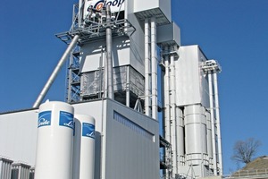 6 At the end of March 2012, the tanks for the liquid nitrogen have been added