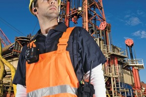 2 The attachment of the device is possible by means of a clamp