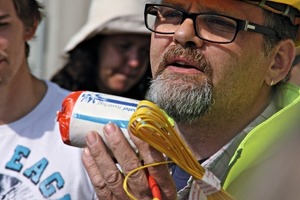 2 Uwe Klein introduces the group to quarry blasting