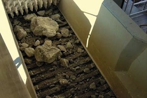 Horizontal feeder breaker