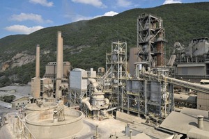 A Loesche Mill Type LM 46.2+2 in Kingston/Jamaica