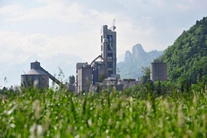 1 The Leube cement plant in St. Leonhard near Salzburg/Austria