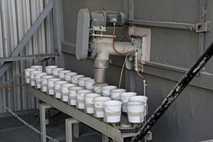 4 The alternative fuel is automatically sampled