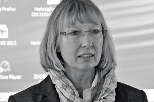 Speakers/Referenten: Marion Kinscher, Dr. Steffen Gajewski, Kerstin Rößler, Jost Lemke, Thomas Jennewein, Dr. Caroline Woywadt, Carsten Vieth, Dr. Ulrich Zielinski, Sofía Dávalos de Hartert, Jörg Hammerich, Josef Ciecierski (from left; von links)