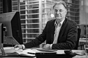 Dr. Hubert BaierEditor-in-ChiefZKG International