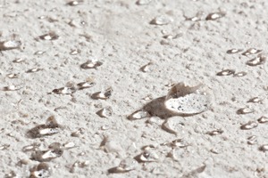 Gypsum-based building materials formulated with SILRES® BS Powder S are thoroughly water-­repellent. Gypsum plasters and the jointing compounds used in drywall building are protected from water and thus against irreversible damage