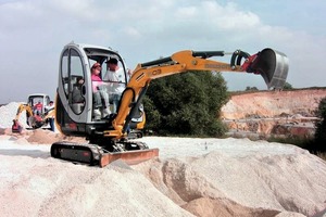 4 Children enjoying the “Day of the Open Quarry”