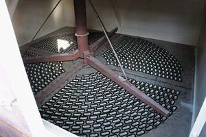 4 Clean-gas chamber with low-pressure cleaning