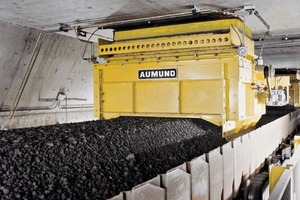 14 Clinker storage discharge