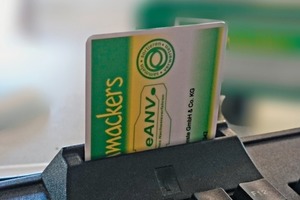 2 Card reader at the terminal