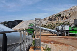 2 Transfer tower in the feed area