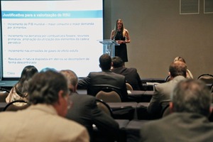 4 Christiane Dias Pereira, Civil Engineer and Lawyer, Coordinator of TUBS in Brazil