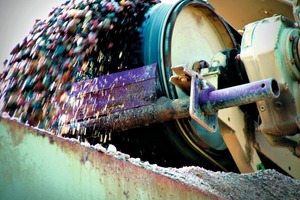 1 Belt cleaners keep material from sticking to the belt after it leaves the transfer point