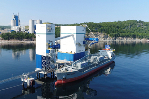 12 McInnis deep-water marine terminal