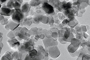 4 TEM image of nano-TiO2