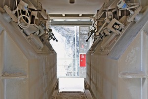 1 Thermocouples with protective sheathes made of Inconel, installed on the lime kiln built in 2012