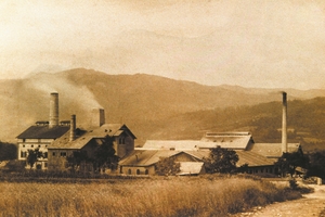 1 and 2 Then & now – the evolution of Kirchdorfer Zementwerk