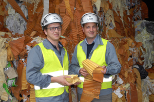 1 In future, Bertram Juritsch, Waste Management Director of w&p Zement, and Florian Salzer, w&p Zement Plant Manager in Wietersdorf, plan to save more CO2 emissions by using paper and cardboard waste