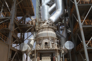 A similar Loesche mill type LM 41.4 D in Arar-City/South Africa