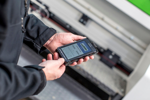 2 With Vecoplan’s service app, users can contact the service team quickly, easily and directly via smartphone