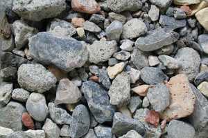 2 Recycled aggregate consisting of mixed granular material (M) for producing RC-M concrete containing recycled aggregate