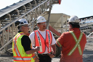 Flexco took a close look at the application and recommended a belt trainer from the PTEZ series