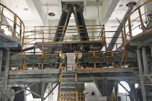 3 Four platforms of the dryer crusher after the modification