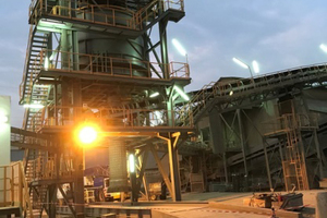 Aumund equipment for clinker discharge from the silo