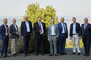 Executive Board of Deutsche Bauchemie 2021 (from left): Andreas Collignon, Joachim Straub, Dr. Clemens von Trott zu Solz, Prof. Dr. Josef Felixberger, Dr. Hubert Motzet, Andreas Wilbrand, Dr. Dieter Köster, Norbert Schröter, Dr. Christoph Hahner (missing from the photo are Dirk Sieverding, Johann Hafner, Alexander Gänsler and Dr.-Ing. Claus Michael Müller)