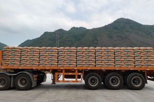 3 The Beumer autopac enables the user to achieve a constantly high loading performance and stack quality with the fully automatic loading process