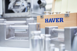 1 Guaranteed weight accuracy along with time and cost savings during commissioning – thanks to the weigher initial calibration verification carried out by Haver & Boecker service experts