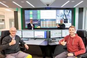 9 The new HeidelbergCement production control center in Ennigerloh went into operation in August 2020. From left: Heinz Bröker (Plant manager, Ennigerloh cement plant), Volker Weimer (JST consultant), Roland Jaeger (Technical Department, Ennigerloh), Ralf Schöckinghoff (electronics engineer, HeidelbergCement)