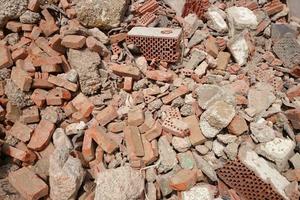 2 Broken masonry as a starting material for the production of lightweight aggregates