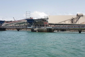 9 Sea Invest – Ship unloading system in the Ivory Coast