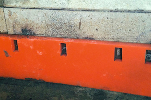 2 Cut to length, the liner easily retrofits onto existing conveyor systems for superior sealing in punishing applications