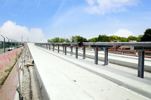2 To ensure that the concrete roadway remains passable even in icy temperatures, it can be heated along the entire route