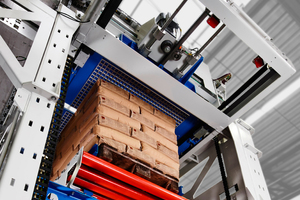 The cement manufacturer PT Semen Tonasa relies on a palletising solution of Beumer Group to be able to accelerate processes and relieve the personnel from heavy physical work