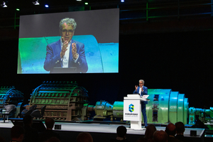 1 Thorsten Hahn, CEO of Holcim Germany