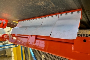 4 Slick heavy duty deflector shields improve performance from wet applications that experience buildup