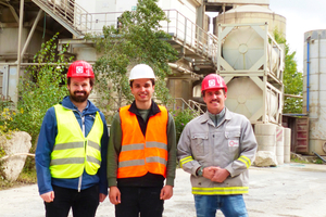 8 From left to right: Lukas Höpfner (ZKG), Martin Pietrowski (Black Capture), and Till Iseke (Kalkwerke Oetelshofen) in front of the lime plant in Wuppertal/Germany