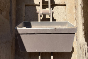 2 The new central chains from RUD are used in high-performance bucket elevators